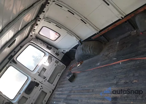 2002 Chevrolet Express из США, поврежденный, VIN 1GCFG15W121133145